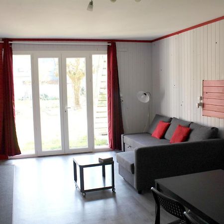 Maison Charmante A Saint-Patrice Avec Jardin Prive Luaran gambar